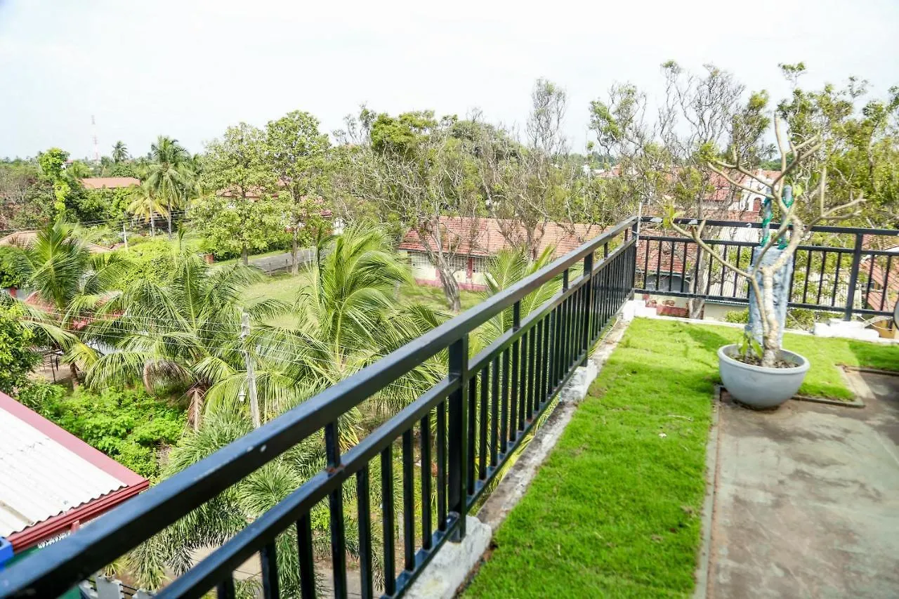 Guest house Nebula Residence Negombo