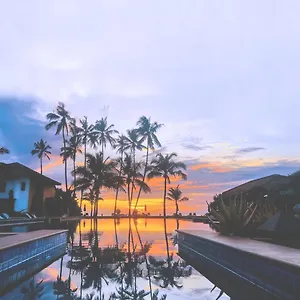 Wattura & ***** Negombo
